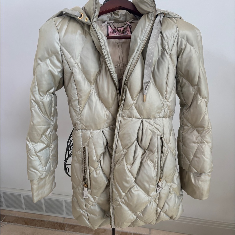 Juicy Couture Cream Quilted Puffer Coat with Belted Waist